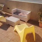 A Stanza Con Bagno Apartahotel