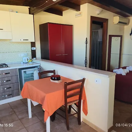 A Stanza Con Bagno Apartahotel